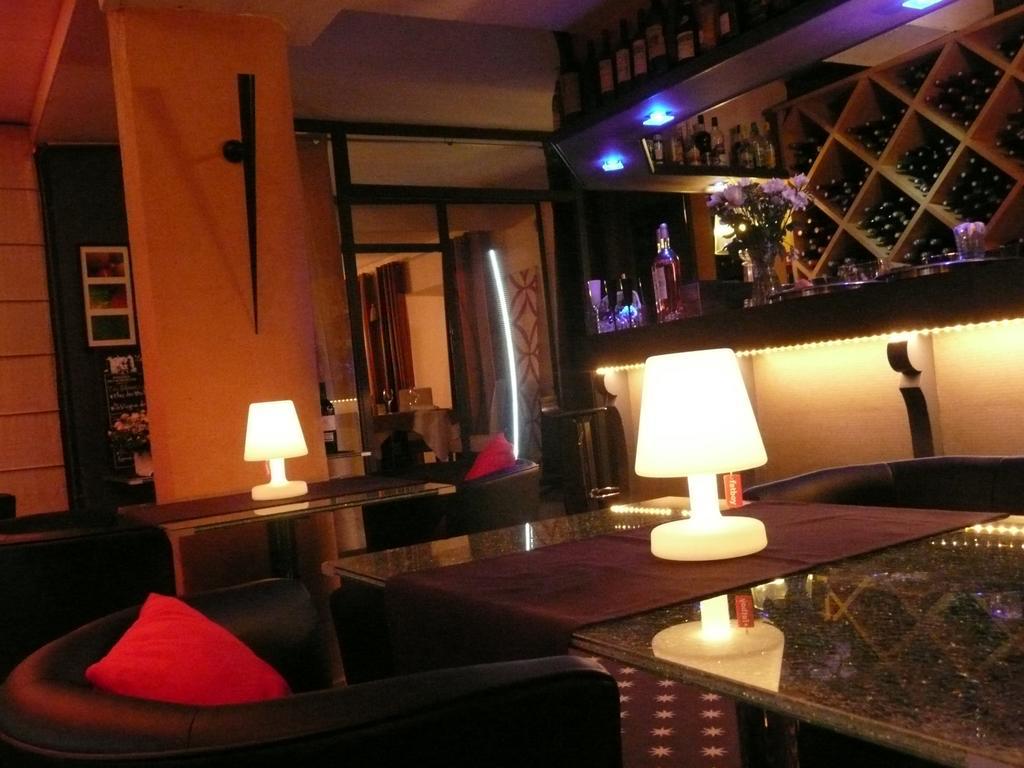 Hotel Le Vinois Caillac Exterior foto